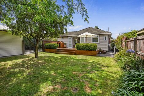 Photo of property in 35 Heath Street, Burnside, Christchurch, 8053