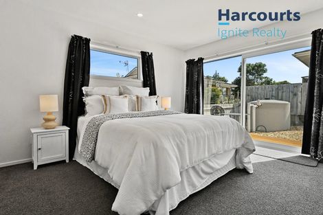 Photo of property in 23a Lane Road, Weymouth, Auckland, 2103