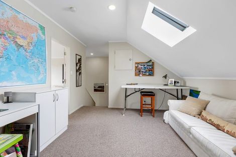 Photo of property in 15a Otumoetai Road, Judea, Tauranga, 3110