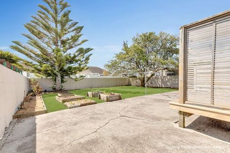 Photo of property in 7 Bristol Crescent, Roslyn, Palmerston North, 4414