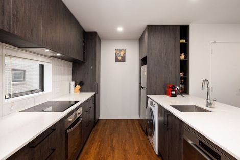 Photo of property in 2/327 Lincoln Road, Addington, Christchurch, 8024