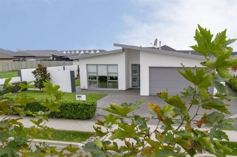 Photo of property in 2 Nga Tupuna Street, Pegasus, 7612