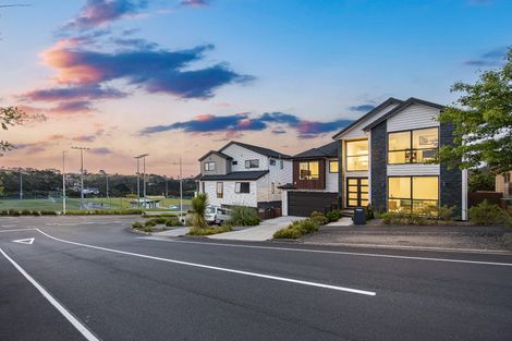 Photo of property in 37 Cavalli Road, Long Bay, Auckland, 0630