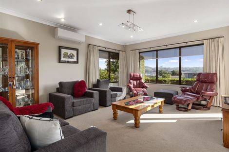 Photo of property in 2 Crater Close, Pyes Pa, Tauranga, 3112