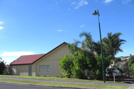 Photo of property in 1 Azure Grove, Unsworth Heights, Auckland, 0632