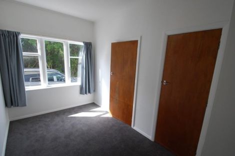 Photo of property in 127 Broderick Road, Johnsonville, Wellington, 6037