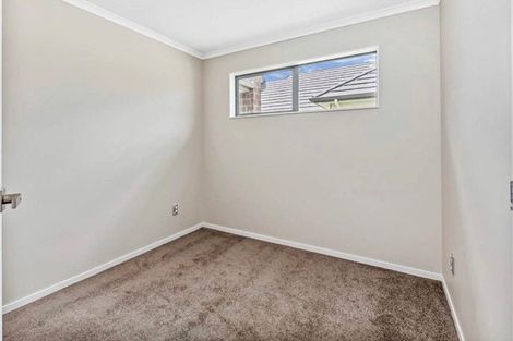 Photo of property in 35 Kotuku Crescent, Takanini, 2112