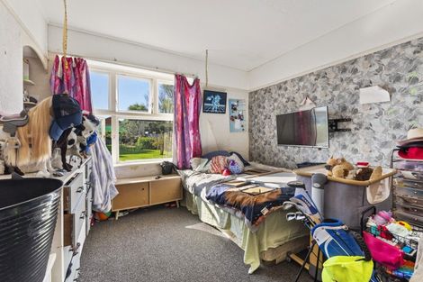 Photo of property in 16 Bennett Street, Gonville, Whanganui, 4501