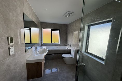 Photo of property in 70 Glendale Road, Glen Eden, Auckland, 0602