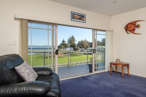 Photo of property in Harbour View, 3/100 Customhouse Street, Gisborne, 4010