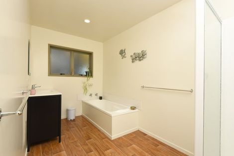 Photo of property in 76 Herbert Street, Kihikihi, Te Awamutu, 3800