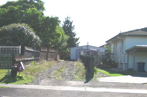 Photo of property in 78 Moire Road, Massey, Auckland, 0614