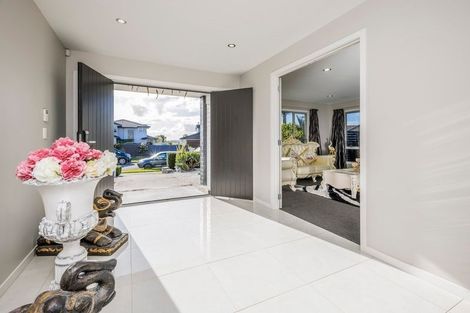 Photo of property in 6 Milano Boulevard, Karaka, Papakura, 2113