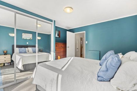 Photo of property in 2/47 Stredwick Drive, Torbay, Auckland, 0630