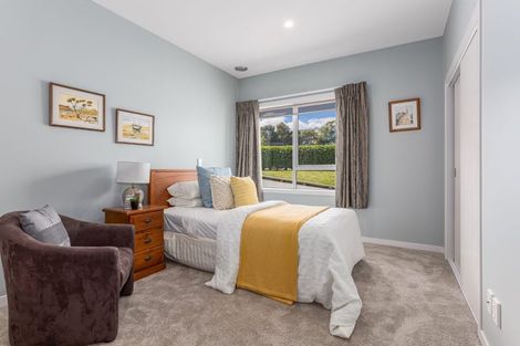Photo of property in 27 Flotilla Place, Whitby, Porirua, 5024