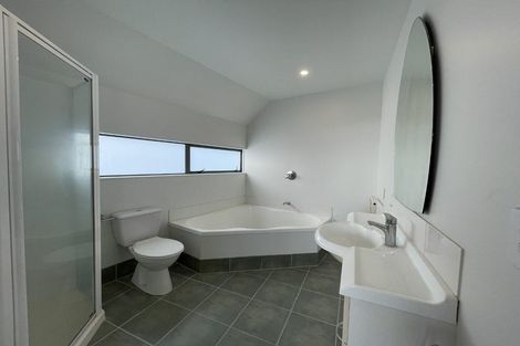 Photo of property in 14/19 Ocean View Road, Hillcrest, Auckland, 0627