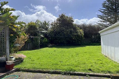 Photo of property in 18 Henry Street, Avondale, Auckland, 1026