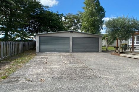 Photo of property in 50 Stottholm Road, Titirangi, Auckland, 0604