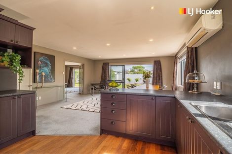 Photo of property in 40 Sunninghurst Drive, Fairfield, Dunedin, 9018