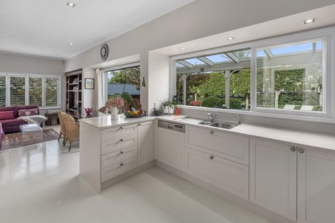 Photo of property in 13 Cameron Street, Takapuna, Auckland, 0622