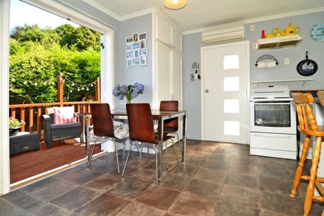 Photo of property in 349 Ravensbourne Road, Maia, Dunedin, 9022