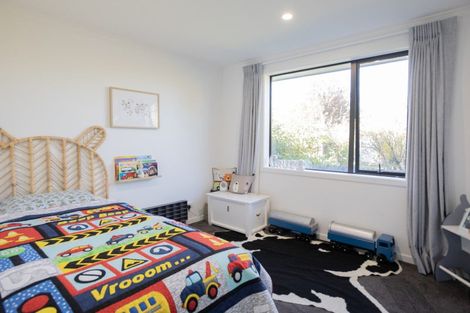 Photo of property in 68 Park Street, Winton, 9720