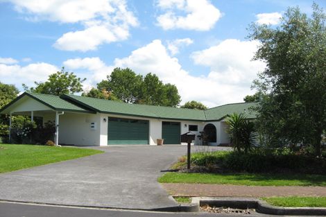 Photo of property in 4 Sunny Crescent, Huapai, Kumeu, 0810