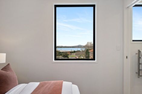 Photo of property in 2/8 Bennett Road, Pakuranga, Auckland, 2010