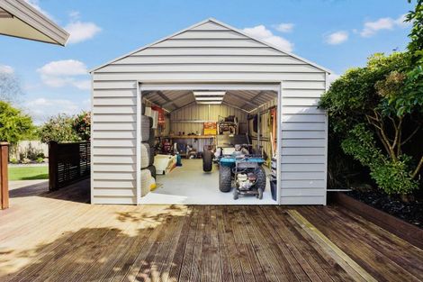 Photo of property in 109 Prince Regent Drive, Half Moon Bay, Auckland, 2012