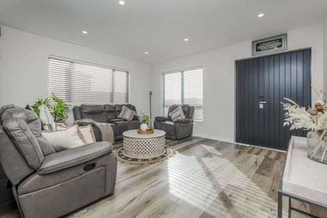Photo of property in 46 Tannaghmore Drive, Flat Bush, Auckland, 2019