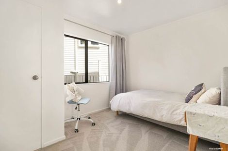 Photo of property in 5 Myrtle Street, Morningside, Auckland, 1022