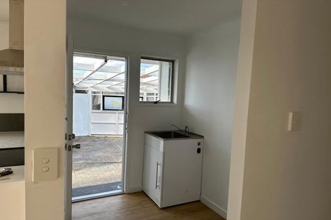 Photo of property in 4 Serrano Place, Clover Park, Auckland, 2023