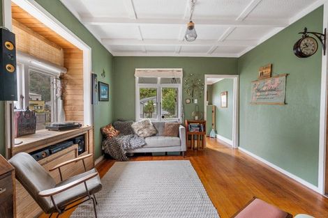 Photo of property in 49 Faraday Street, Hospital Hill, Napier, 4110