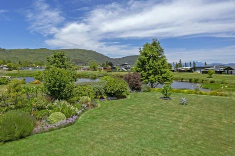Photo of property in 11 Pukeko Way, Kinloch, Taupo, 3377