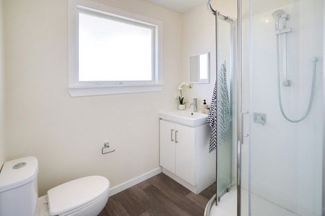 Photo of property in 2/123 Hills Road, Edgeware, Christchurch, 8013