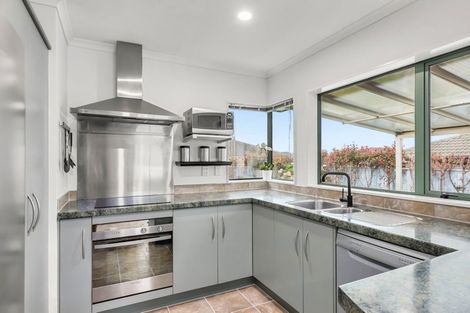 Photo of property in 12 Percy Kinsman Crescent, Riverstone Terraces, Upper Hutt, 5018