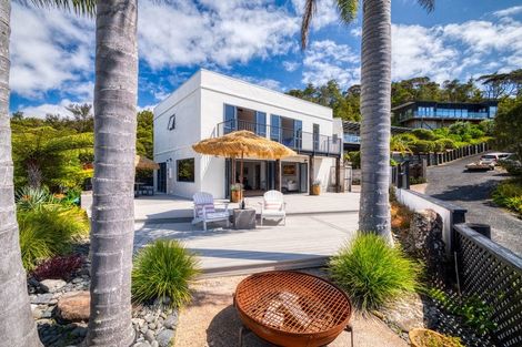 Photo of property in 21 Joyces Road, Paihia, 0200