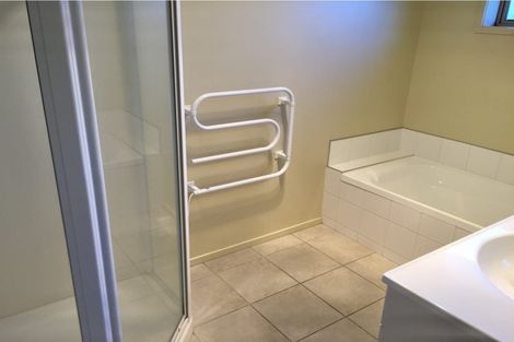 Photo of property in 6 Mckenzie Place, Rototuna North, Hamilton, 3210