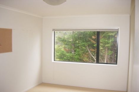 Photo of property in 51 Tiri Tiri Road, Birkdale, Auckland, 0626