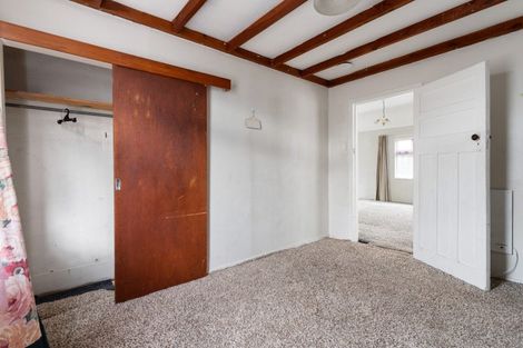 Photo of property in 30 Cambridge Terrace, Masterton, 5810