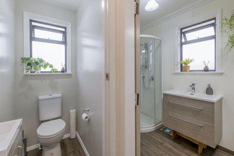 Photo of property in 14 Quinn Road, Levin, 5510