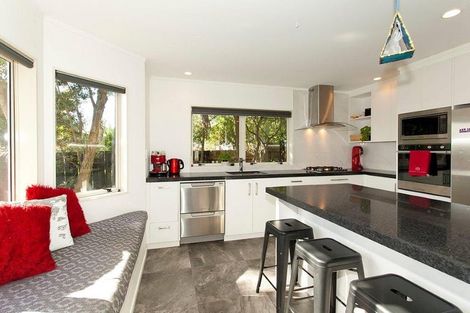 Photo of property in 28a Aramoana Avenue, Devonport, Auckland, 0624