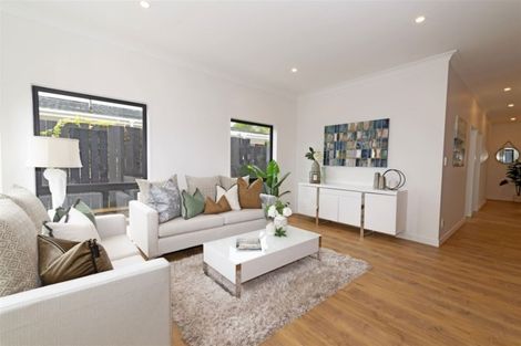 Photo of property in 209a Edmonton Road, Te Atatu South, Auckland, 0610