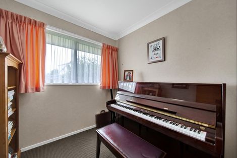 Photo of property in 11 Ash Place, Whalers Gate, New Plymouth, 4310