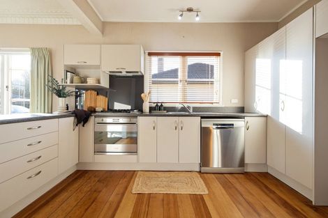 Photo of property in 12 Macdiarmid Road, Beerescourt, Hamilton, 3200