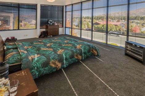 Photo of property in 43 Kings Drive, Wanaka, 9305