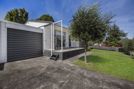 Photo of property in 1/40 Hope Farm Avenue, Pakuranga Heights, Auckland, 2010