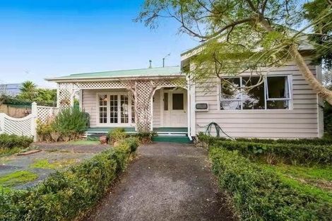Photo of property in 67 Broadway, Waitara, 4320