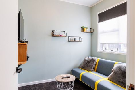 Photo of property in 2 Davidson Crescent, Pahiatua, 4910