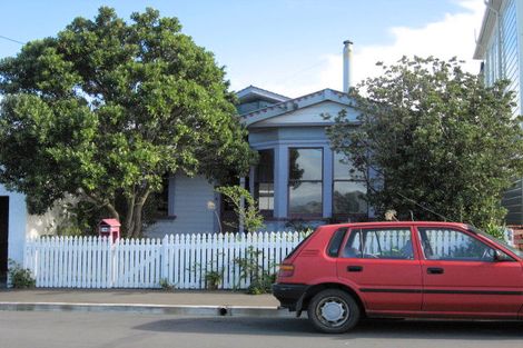 Photo of property in 76 Overtoun Terrace, Hataitai, Wellington, 6021